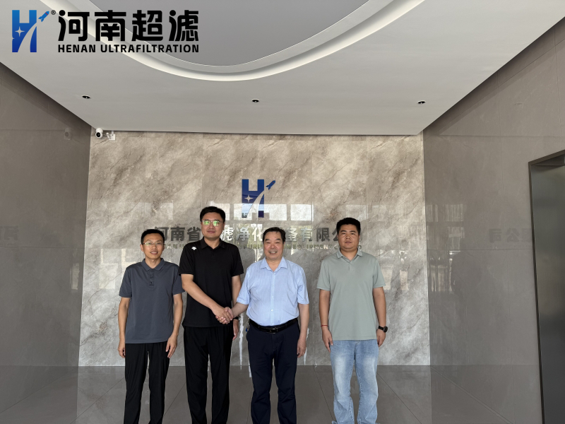 深化校企合作，共謀創(chuàng)新未來